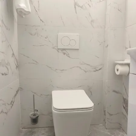 Om House Venezia 3* メストレ