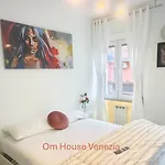 Om House Venezia Mestre